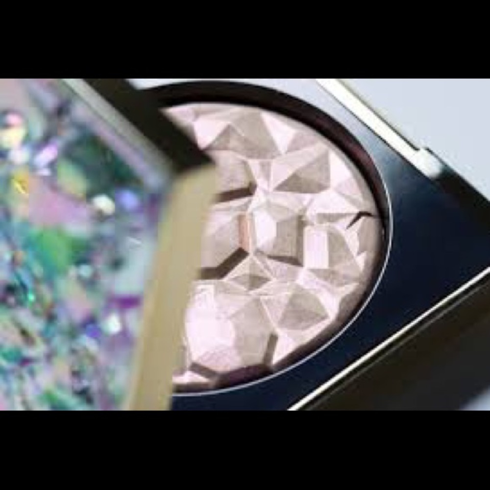 Smashbox Crystalized Highlighter In Opti-mystic - Picture 2 of 6